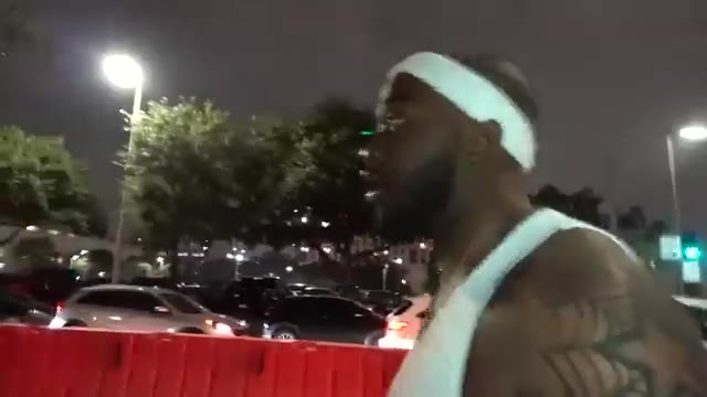 DeMarcus Cousins Meets DeMarcus Cousins!