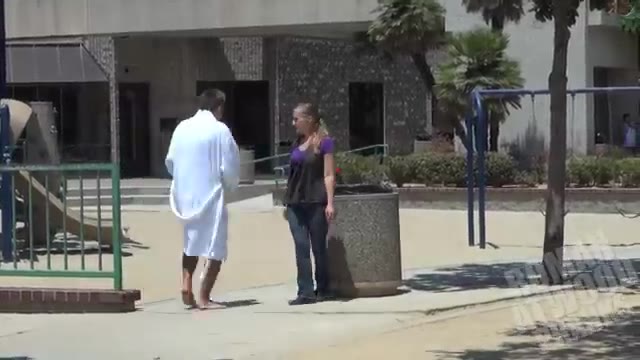 Flashing Children Prank!