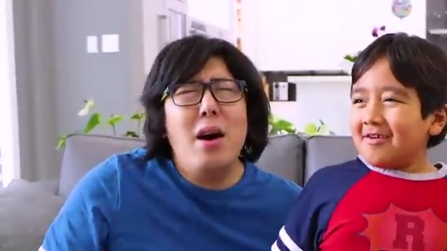 Box Fort Maze Ryan's Mystery Playdate at Home Challenge!!!