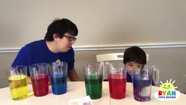 GIANT COLOR ICE CUBE Science Experiments for Kids to do at home